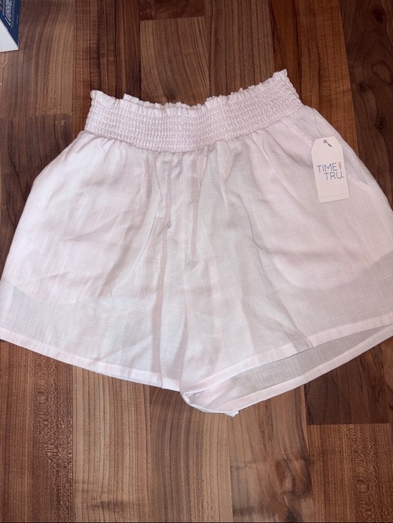 Time and Tru Pants - NWT time & tru white linen shorts size Small